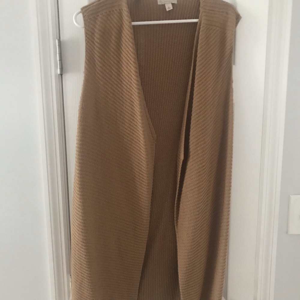 Dress Barn sleeveless sweater vest